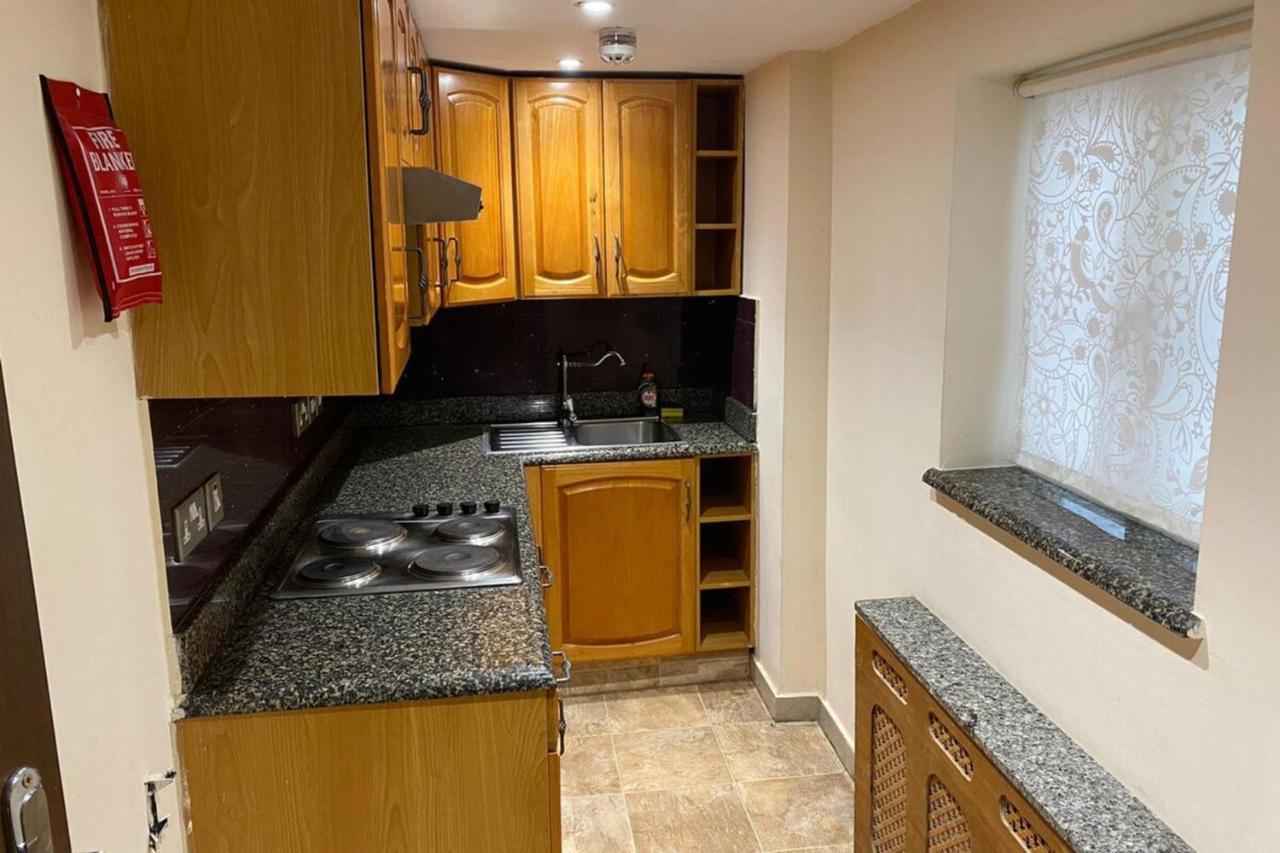 Appartement R12-B32-Mezzanine Studio Near Hyde Park à Londres Extérieur photo